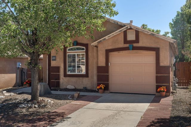 6004 Cyonus Avenue NW, Albuquerque, NM 87114