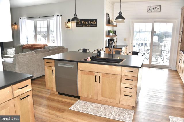 2061 MALLARD LN, Lebanon, PA 17046