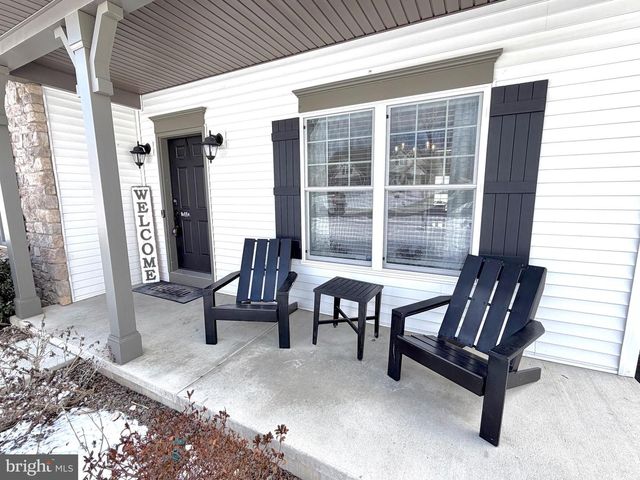 2061 MALLARD LN, Lebanon, PA 17046