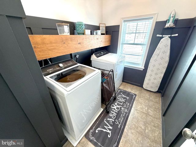 2061 MALLARD LN, Lebanon, PA 17046