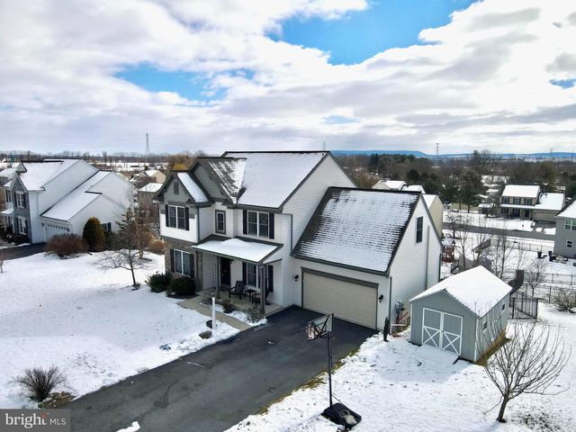 2061 MALLARD LN, Lebanon, PA 17046