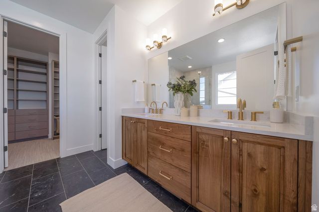 6602 W BRAEBURN WAY, West Jordan, UT 84081