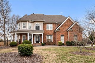 2507 Squire Manor Place, Kernersville, NC 27284