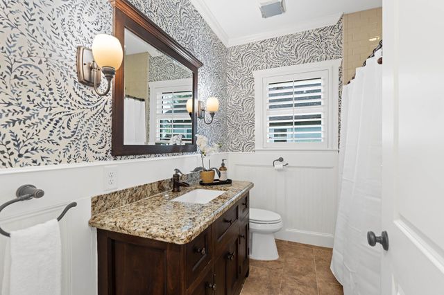 423 Pecore Street, Houston, TX 77009