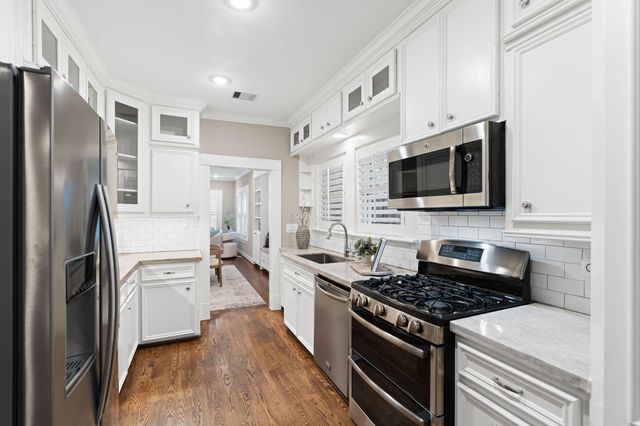 423 Pecore Street, Houston, TX 77009