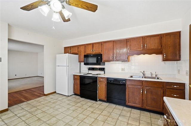 3031 Bradford Drive, Springfield, OH 45503