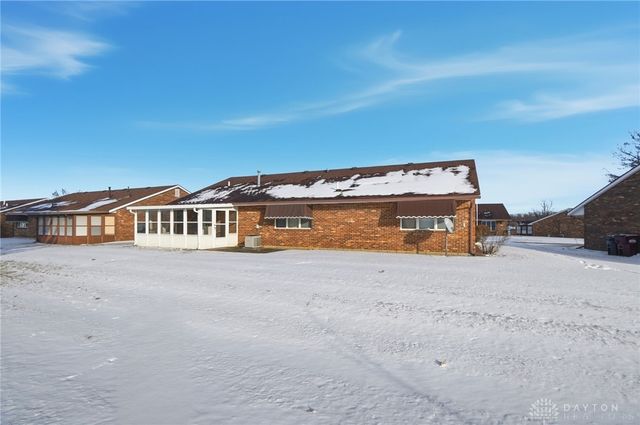 3031 Bradford Drive, Springfield, OH 45503