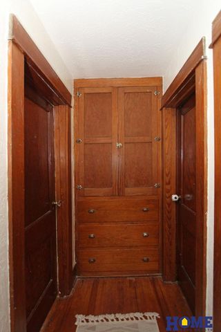 744 S 32nd Street, Lincoln, NE 68510