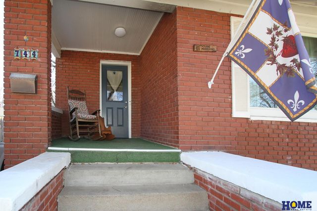 744 S 32nd Street, Lincoln, NE 68510