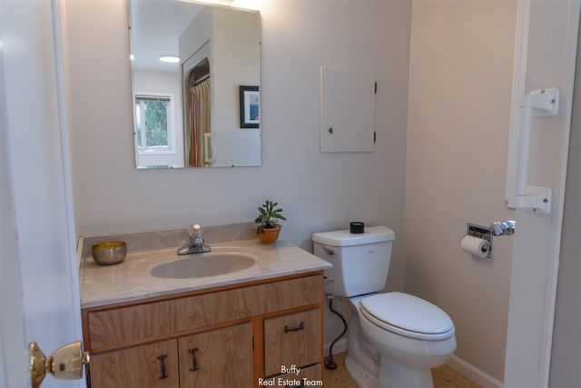521 Leggat Street, Grand Haven, MI 49417