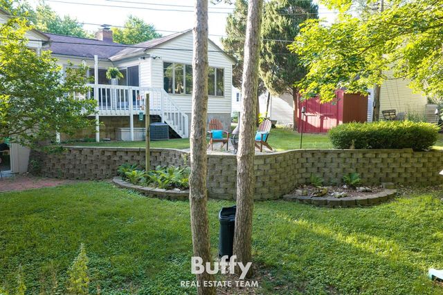 521 Leggat Street, Grand Haven, MI 49417