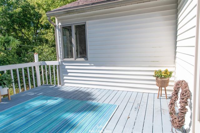 521 Leggat Street, Grand Haven, MI 49417