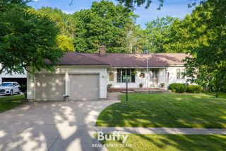 521 Leggat Street, Grand Haven, MI 49417