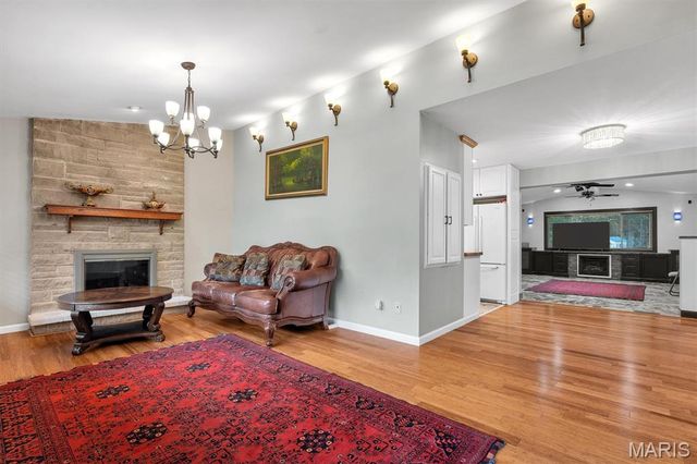 157 Romine Circle, Ballwin, MO 63011
