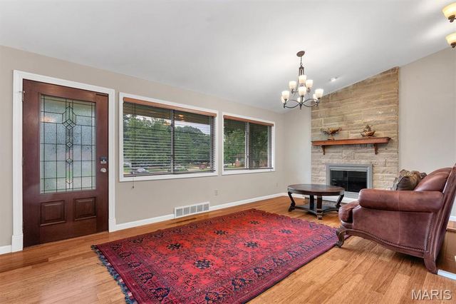 157 Romine Circle, Ballwin, MO 63011