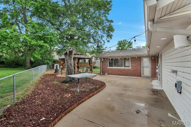 157 Romine Circle, Ballwin, MO 63011