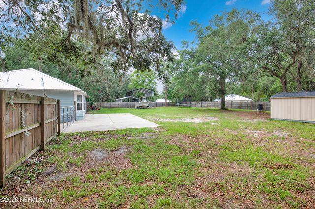 144 BLACKJACK Circle, Hollister, FL 32147