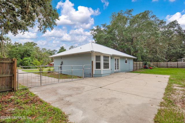 144 BLACKJACK Circle, Hollister, FL 32147