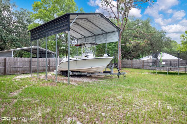 144 BLACKJACK Circle, Hollister, FL 32147