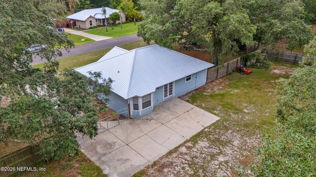 144 BLACKJACK Circle, Hollister, FL 32147