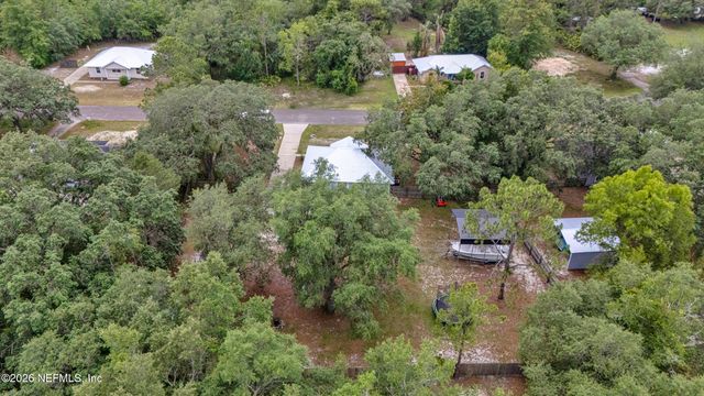 144 BLACKJACK Circle, Hollister, FL 32147