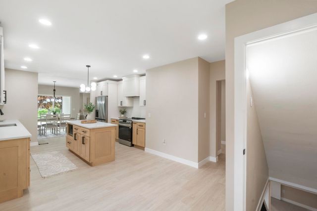 150 Belleview Road, Waterloo, IA 50701