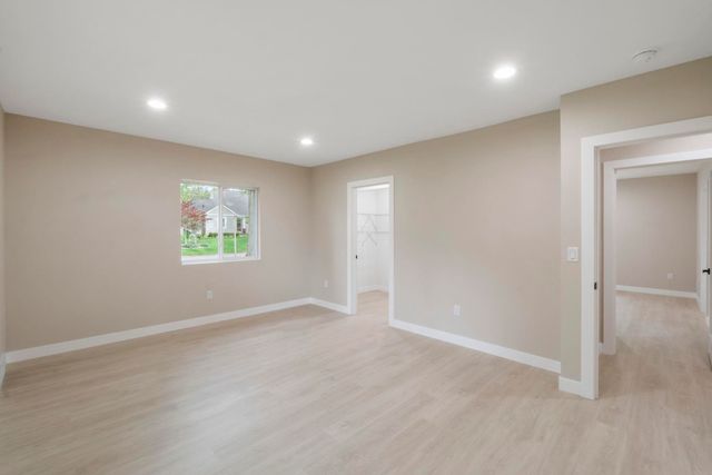 150 Belleview Road, Waterloo, IA 50701