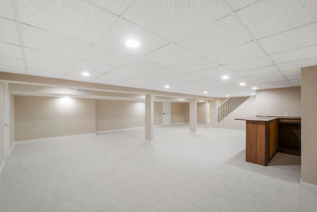 150 Belleview Road, Waterloo, IA 50701