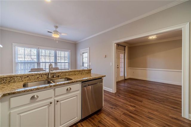 2147 Stockton Walk Way, Snellville, GA 30078