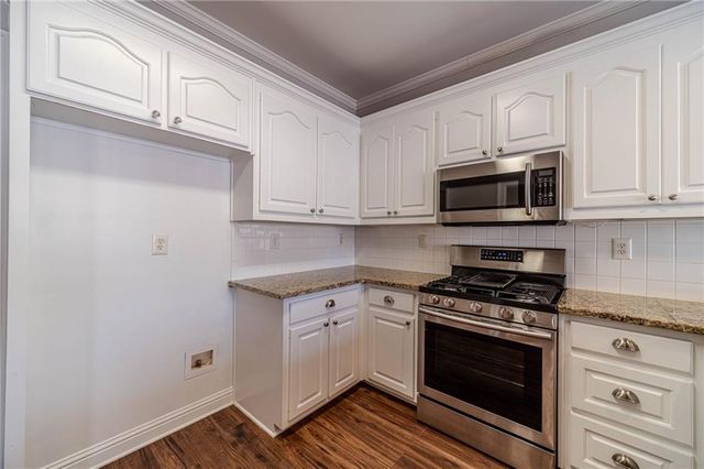 2147 Stockton Walk Way, Snellville, GA 30078