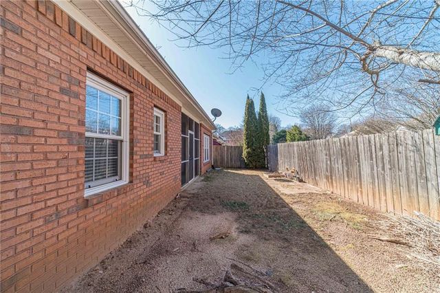 2147 Stockton Walk Way, Snellville, GA 30078