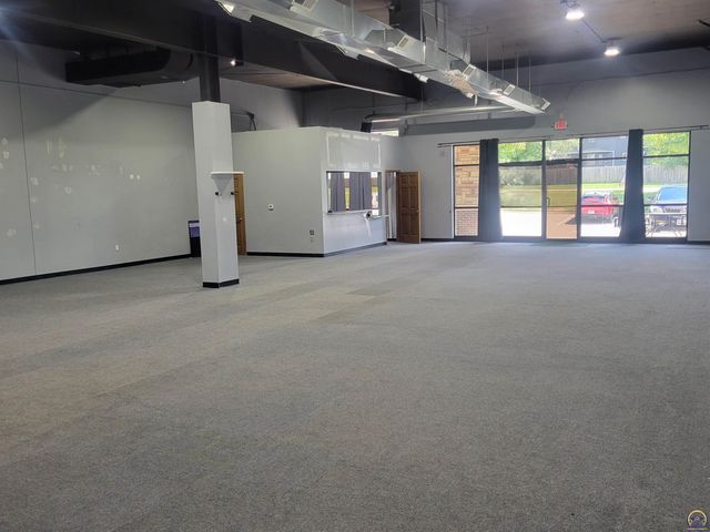 2841 SE Croco RD Suite 400, Topeka, KS 66605