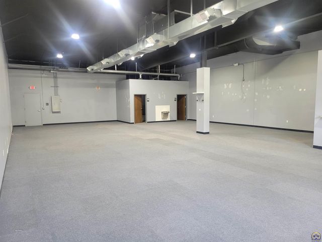 2841 SE Croco RD Suite 400, Topeka, KS 66605