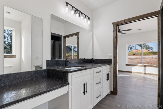 34803 S Falcon Crest Lane, Cookson, OK 74427