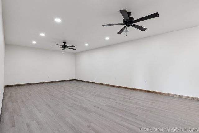 34803 S Falcon Crest Lane, Cookson, OK 74427