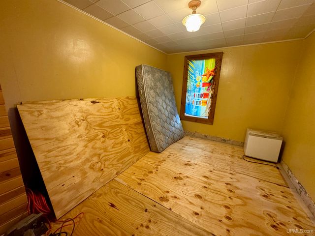 329 Maple Street, Amasa, MI 49903