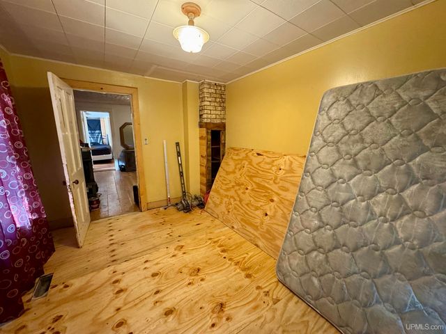 329 Maple Street, Amasa, MI 49903