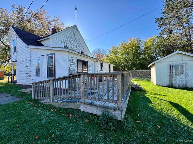 329 Maple Street, Amasa, MI 49903