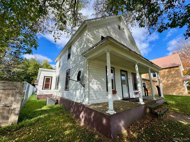 329 Maple Street, Amasa, MI 49903