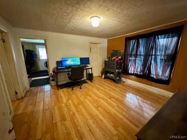 329 Maple Street, Amasa, MI 49903