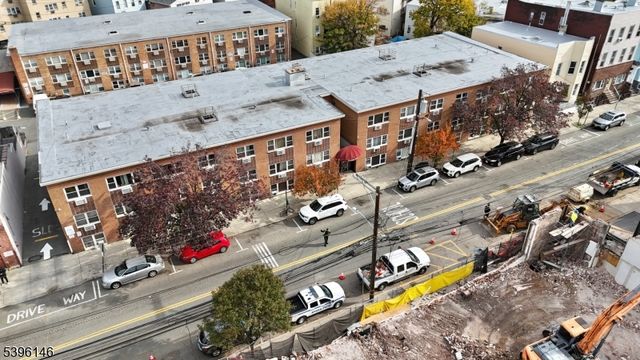 114 32Nd St 3-0, Union City, NJ 07087