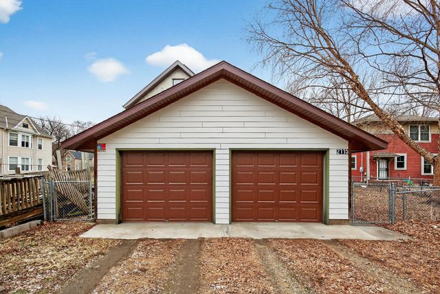 2115-2117 Aldrich Avenue N, Minneapolis, MN 55411