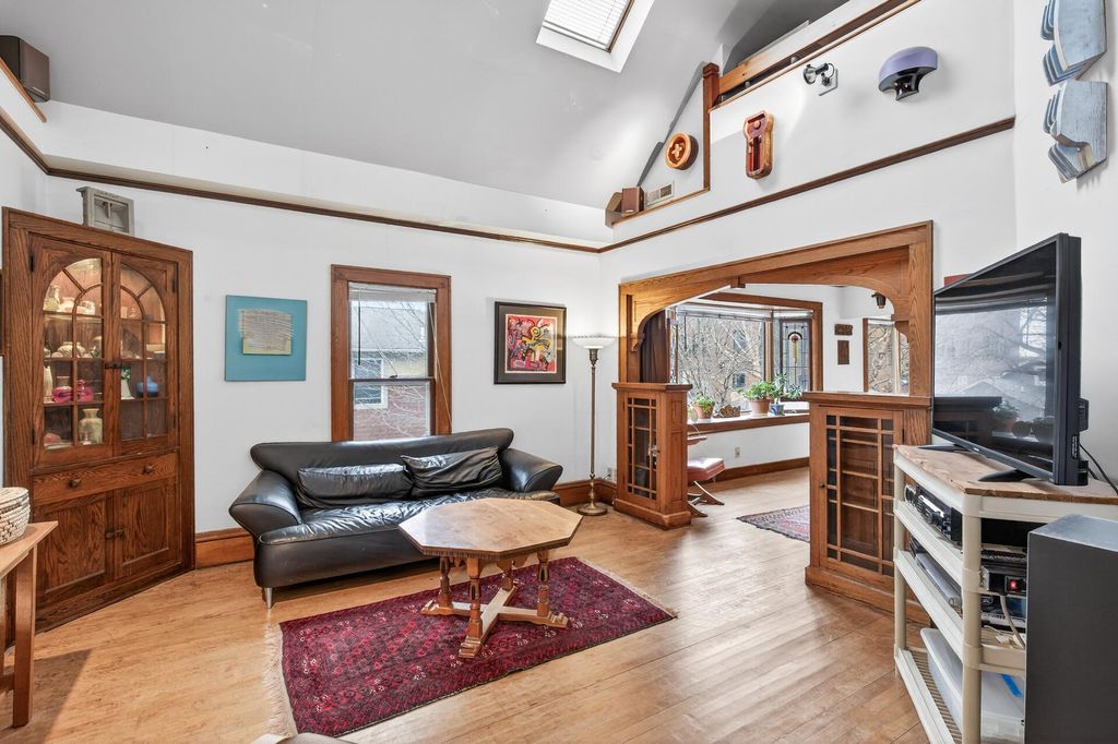 2115-2117 Aldrich Avenue N, Minneapolis, MN 55411