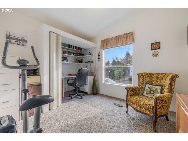 900 Ne FRANCIS Ave 63, Gresham, OR 97030