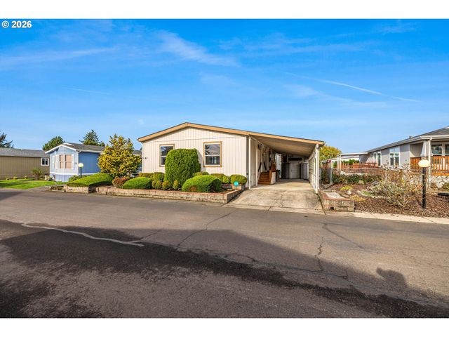 900 Ne FRANCIS Ave 63, Gresham, OR 97030