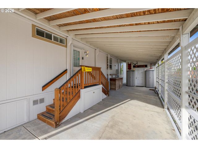 900 Ne FRANCIS Ave 63, Gresham, OR 97030