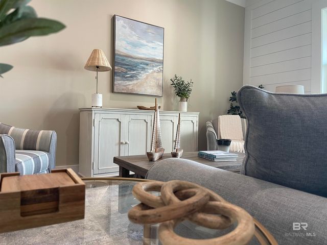 951 W Lagoon Avenue G, Gulf Shores, AL 36542