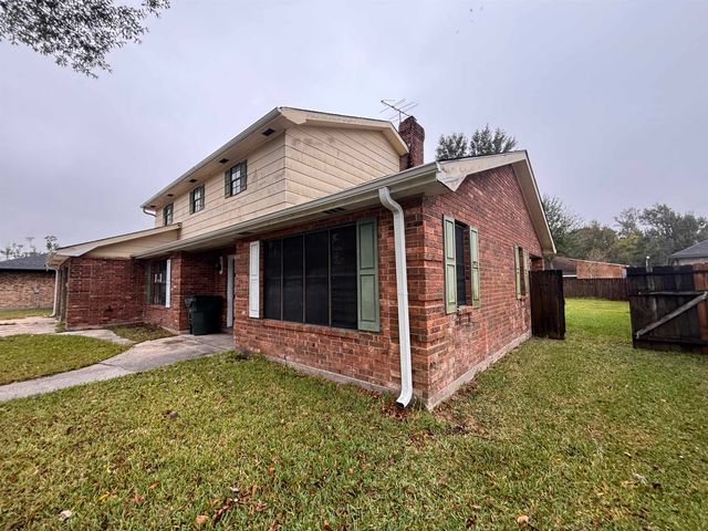 137 Glenhill Drive, Houma, LA 70363