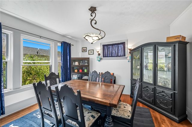 71 Lyle Dr, Hermitage, PA 16148