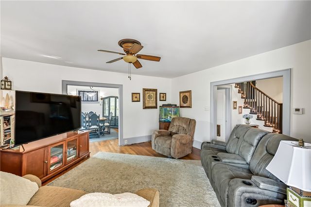 71 Lyle Dr, Hermitage, PA 16148